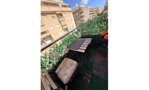 Sale - Apartment / flat -
Torrevieja - torrevieja