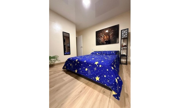 Sale - Apartment / flat -
Torrevieja - torrevieja