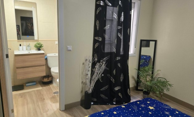 Sale - Apartment / flat -
Torrevieja - torrevieja