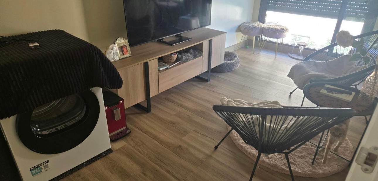 Sale - Apartment / flat -
Torrevieja - torrevieja