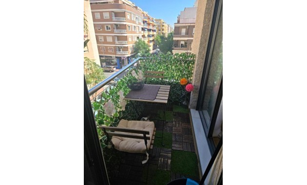 Sale - Apartment / flat -
Torrevieja - torrevieja