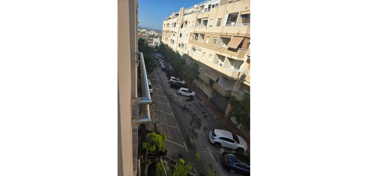 Sale - Apartment / flat -
Torrevieja - torrevieja