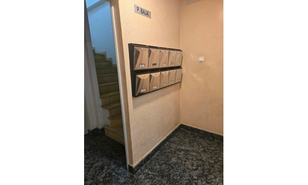 Sale - Apartment / flat -
Torrevieja - torrevieja