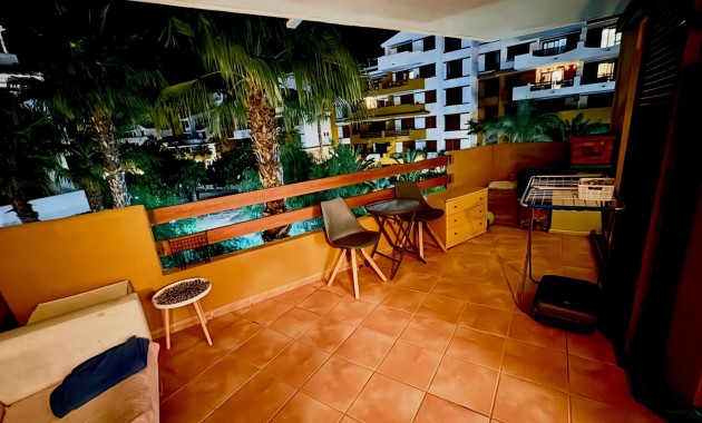 Venta - Apartamento / piso -
Torrevieja - Punta prima