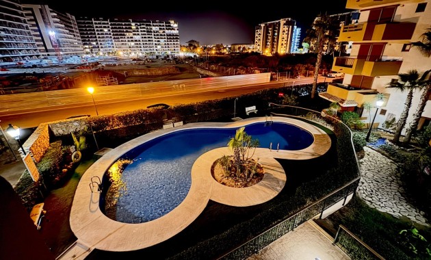 Venta - Apartamento / piso -
Torrevieja - Punta prima