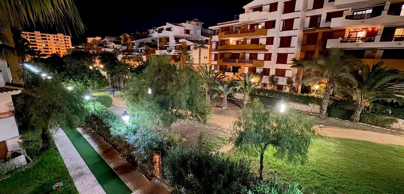 Venta - Apartamento / piso -
Torrevieja - Punta prima