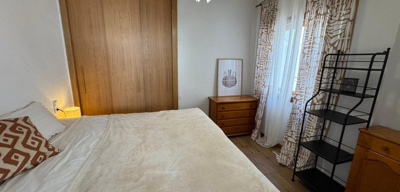 Venta - Bungalow -
Torrevieja - Los Balcones - Los Altos del Edén