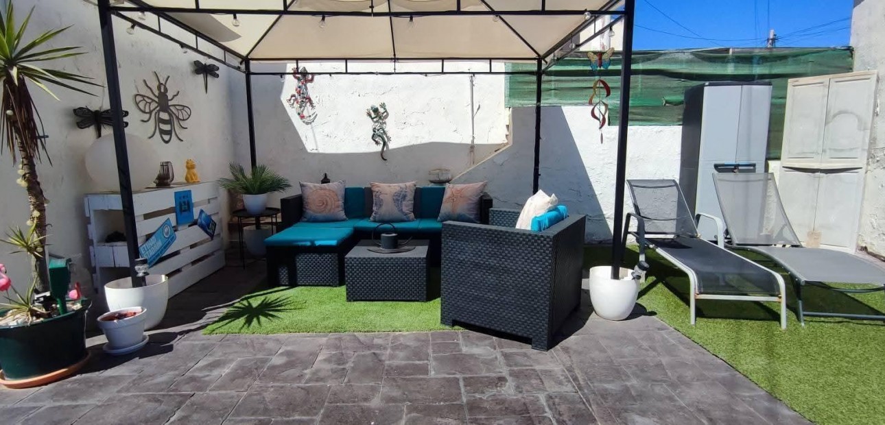 Venta - Apartamento / piso -
Torrevieja - La Mata pueblo