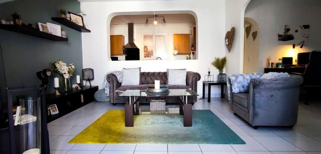 Venta - Apartamento / piso -
Torrevieja - La Mata pueblo