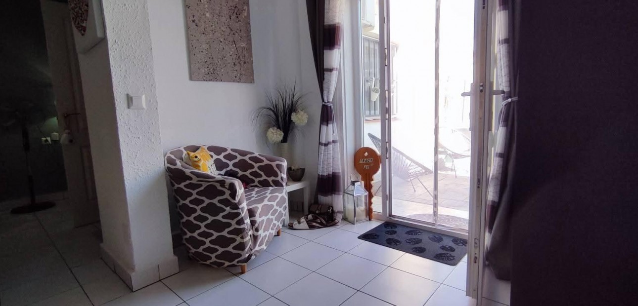 Venta - Apartamento / piso -
Torrevieja - La Mata pueblo