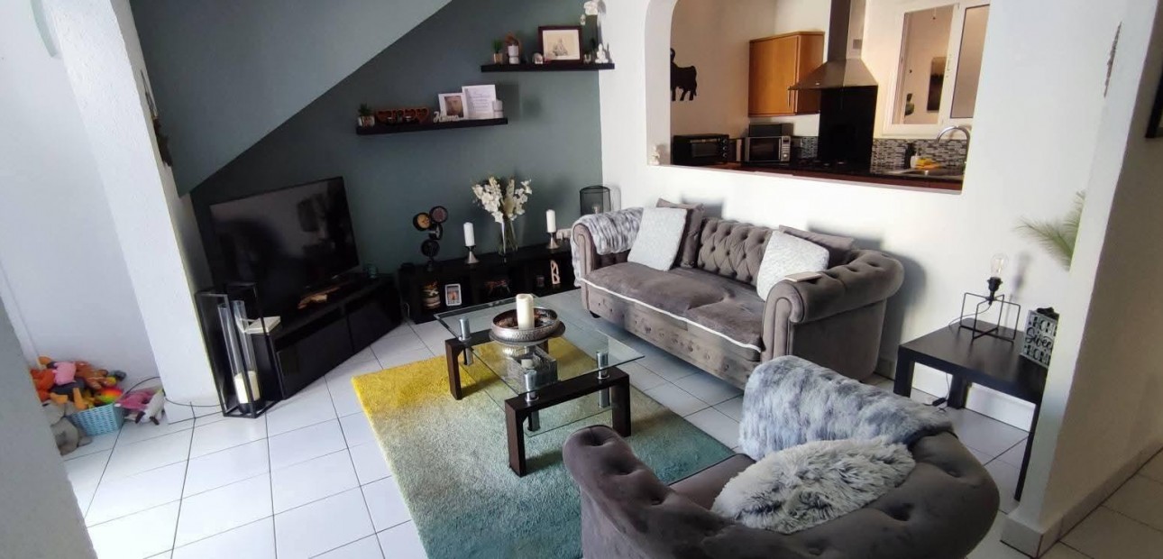 Venta - Apartamento / piso -
Torrevieja - La Mata pueblo