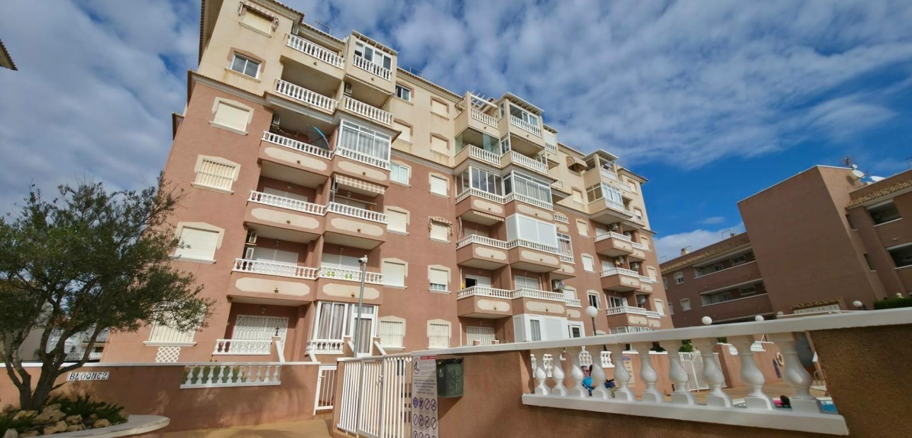 Venta - Apartamento / piso -
Torrevieja - Torreblanca