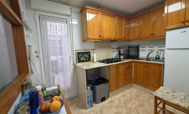 Venta - Apartamento / piso -
Torrevieja - Paseo maritimo
