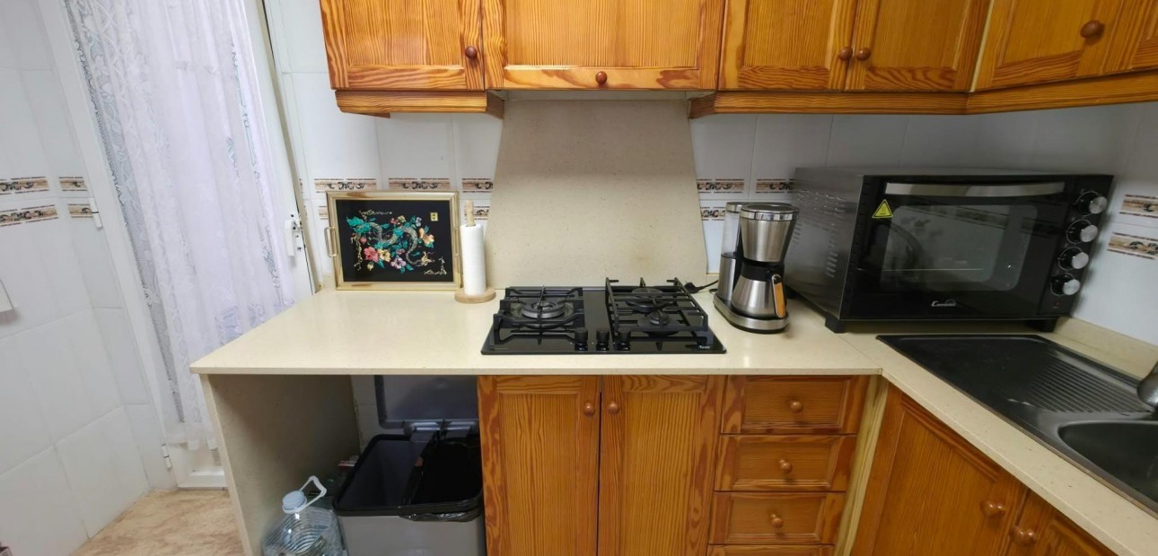 Venta - Apartamento / piso -
Torrevieja - Paseo maritimo