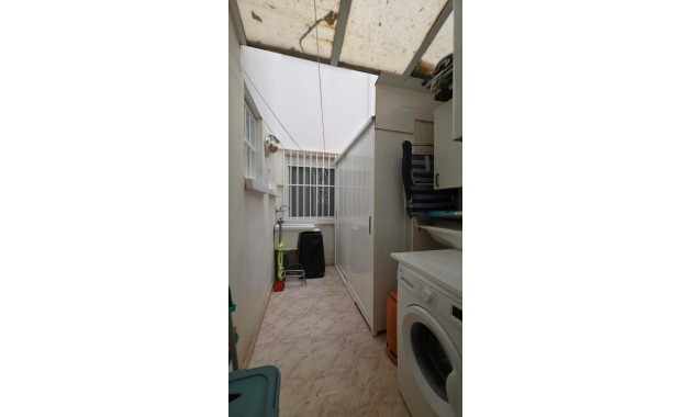 Venta - Apartamento / piso -
Torrevieja - Paseo maritimo