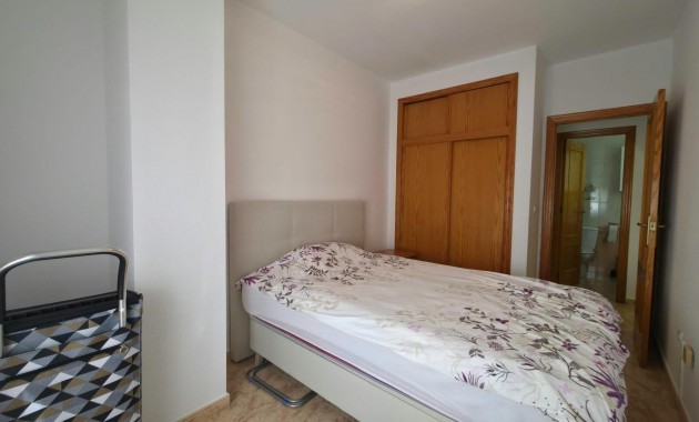 Venta - Apartamento / piso -
Torrevieja - Paseo maritimo