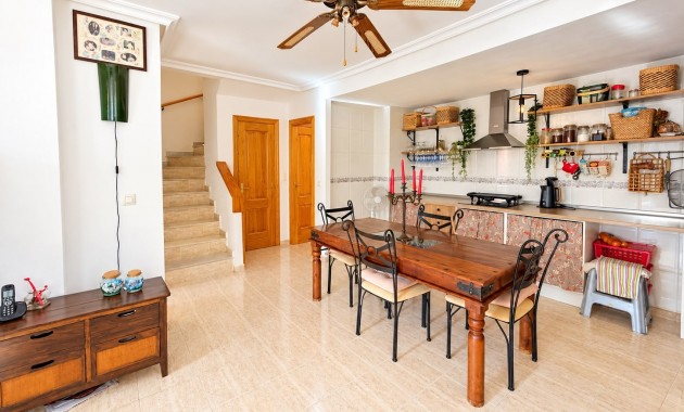 Venta - Semi - Detached Villa -
Alicante - La Florida