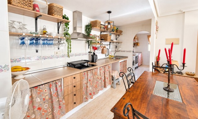 Venta - Semi - Detached Villa -
Alicante - La Florida