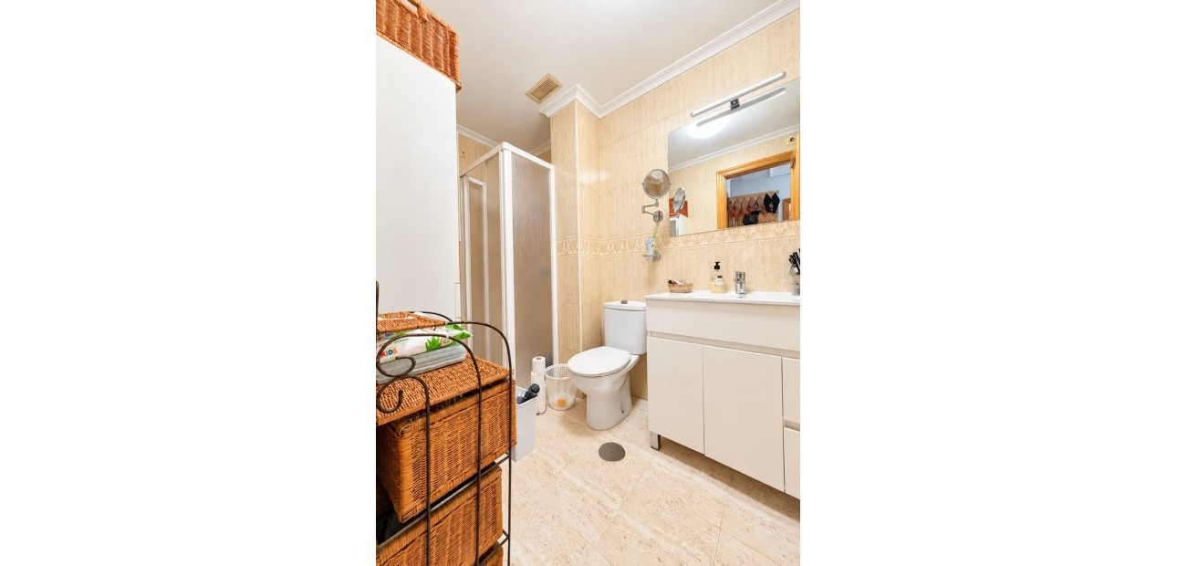 Venta - Semi - Detached Villa -
Alicante - La Florida
