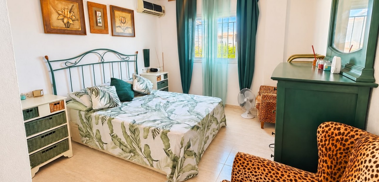 Venta - Semi - Detached Villa -
Alicante - La Florida