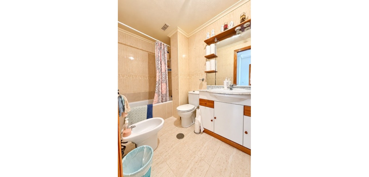Venta - Semi - Detached Villa -
Alicante - La Florida