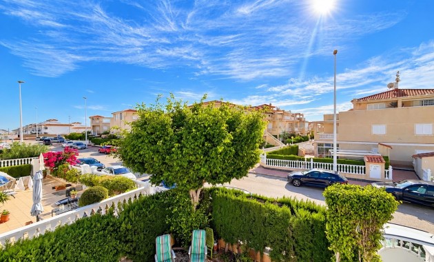 Venta - Semi - Detached Villa -
Alicante - La Florida