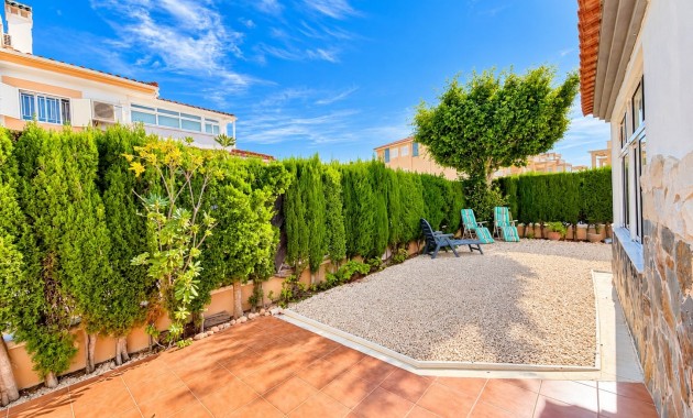 Venta - Semi - Detached Villa -
Alicante - La Florida