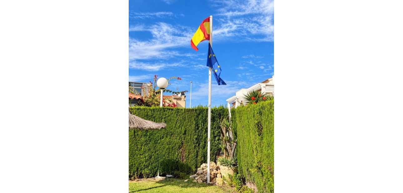 Venta - Semi - Detached Villa -
Alicante - La Florida