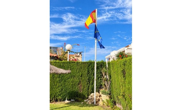 Venta - Semi - Detached Villa -
Alicante - La Florida