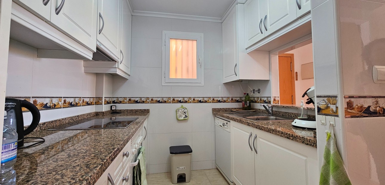 Herverkoop - Appartement / flat -
Torrevieja