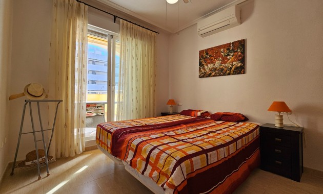 Herverkoop - Appartement / flat -
Torrevieja