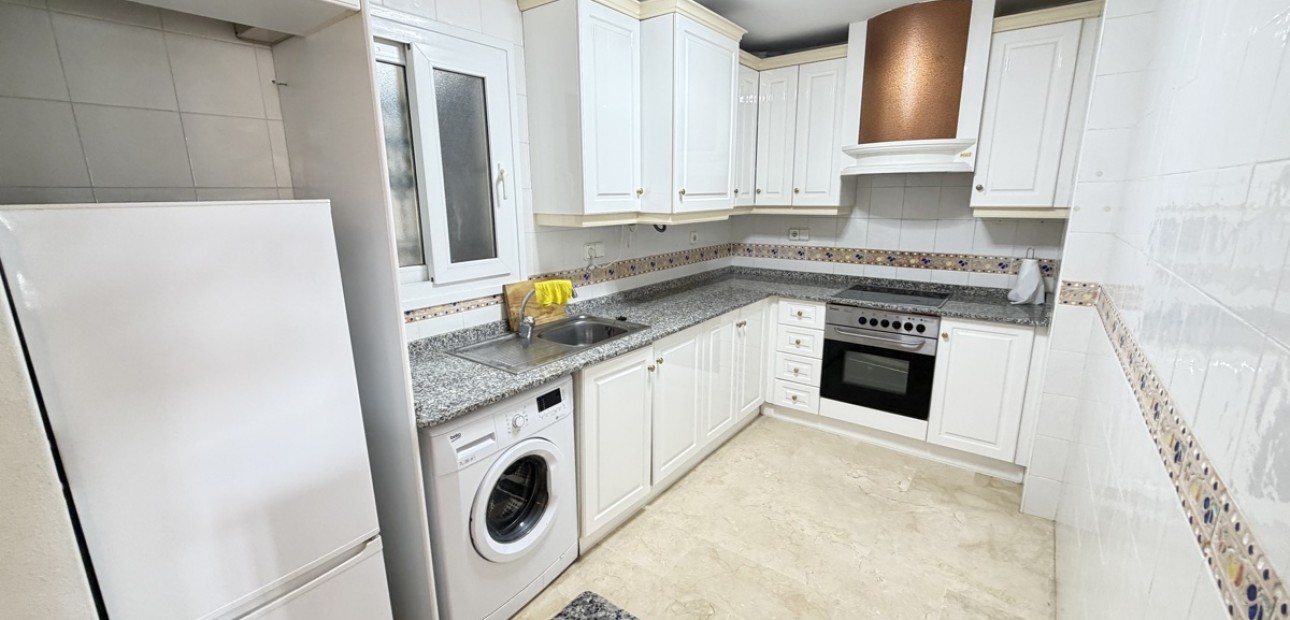 Sale - Apartment / flat -
Orihuela Costa - Villamartin