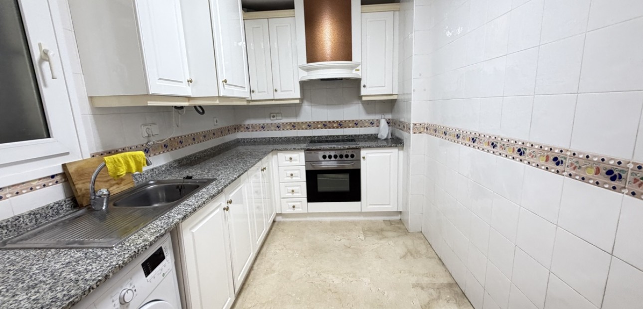 Sale - Apartment / flat -
Orihuela Costa - Villamartin