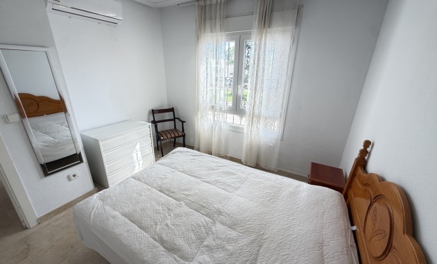 Sale - Apartment / flat -
Orihuela Costa - Villamartin