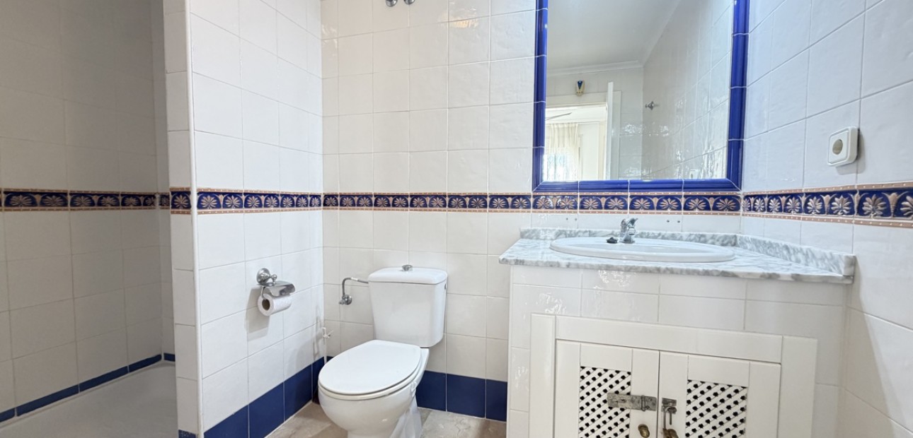 Sale - Apartment / flat -
Orihuela Costa - Villamartin