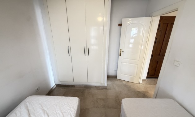 Sale - Apartment / flat -
Orihuela Costa - Villamartin