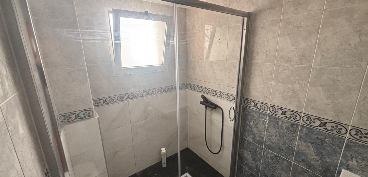 Venta - Apartamento / piso -
Almoradi - Almoradi - Town