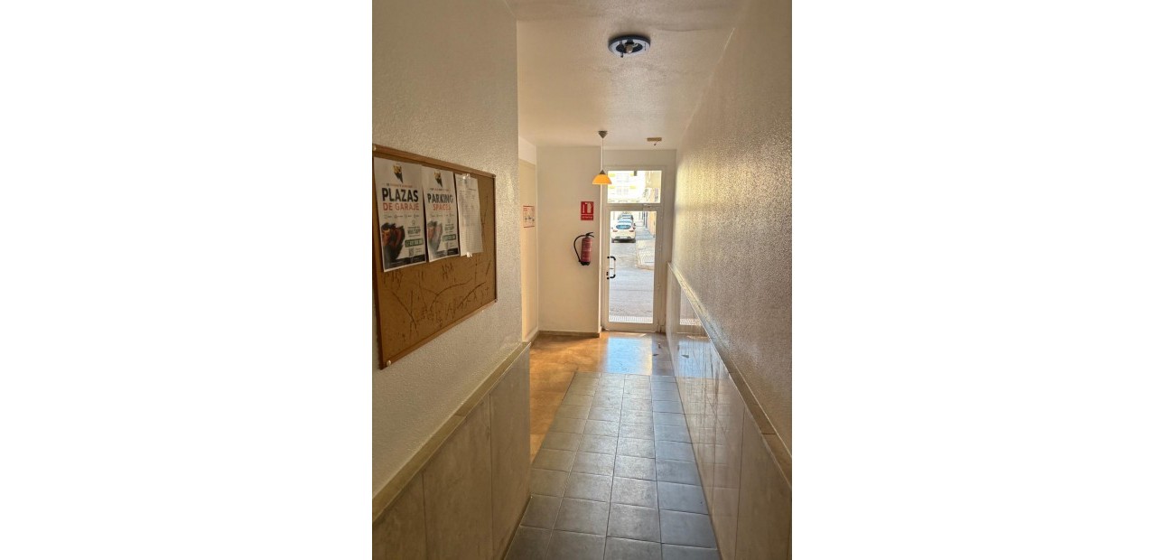 Venta - Apartamento / piso -
Almoradi - Almoradi - Town