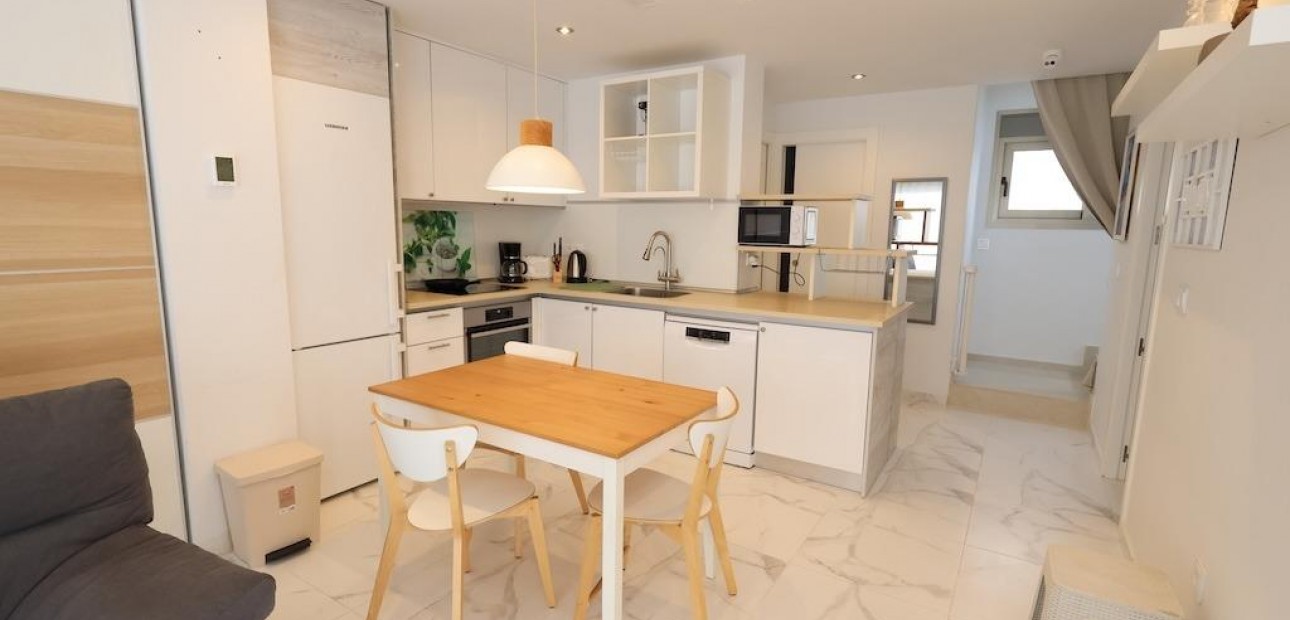 Venta - Villa -
Orihuela Costa - Villamartín-Las Filipinas