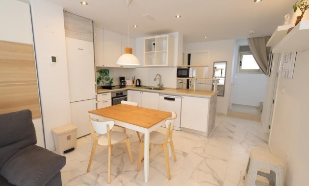 Venta - Villa -
Orihuela Costa - Villamartín-Las Filipinas