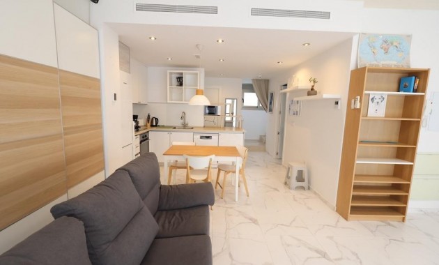 Venta - Villa -
Orihuela Costa - Villamartín-Las Filipinas