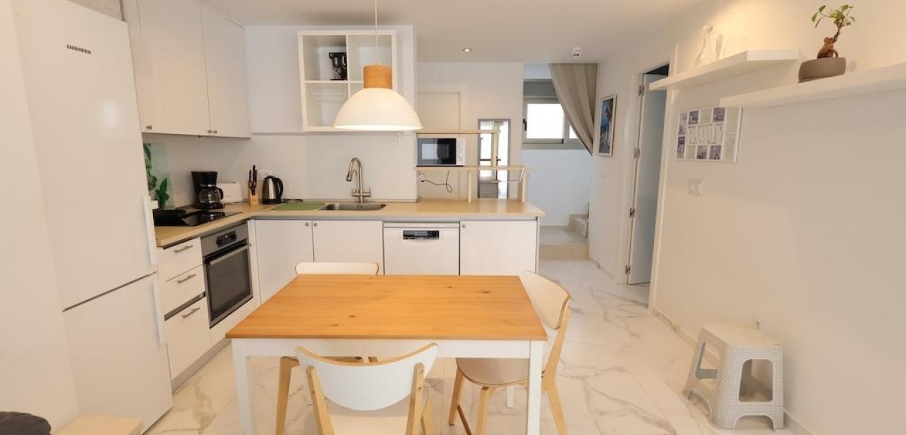 Venta - Villa -
Orihuela Costa - Villamartín-Las Filipinas