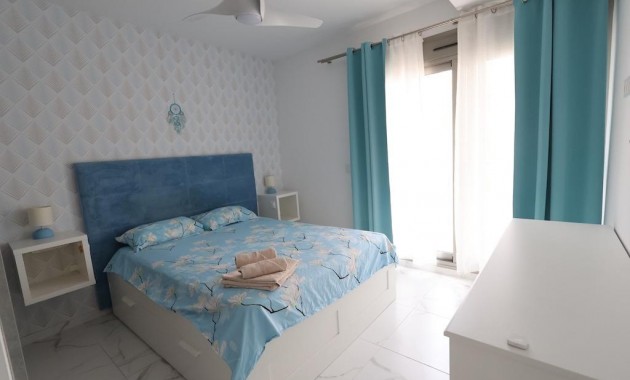 Venta - Villa -
Orihuela Costa - Villamartín-Las Filipinas