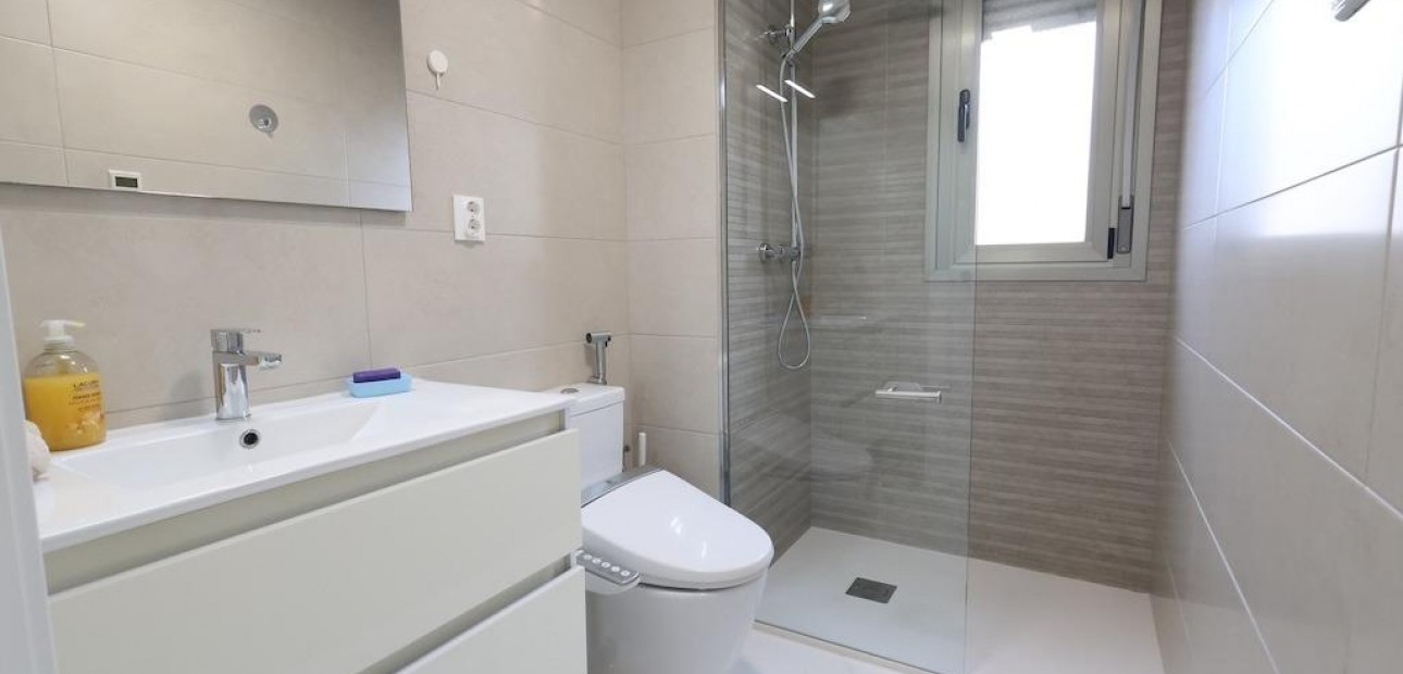 Venta - Villa -
Orihuela Costa - Villamartín-Las Filipinas