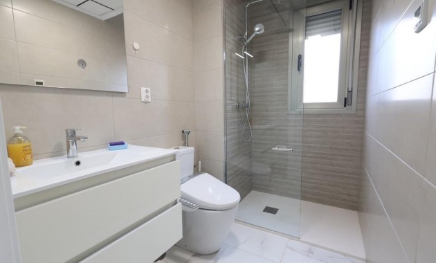 Venta - Villa -
Orihuela Costa - Villamartín-Las Filipinas