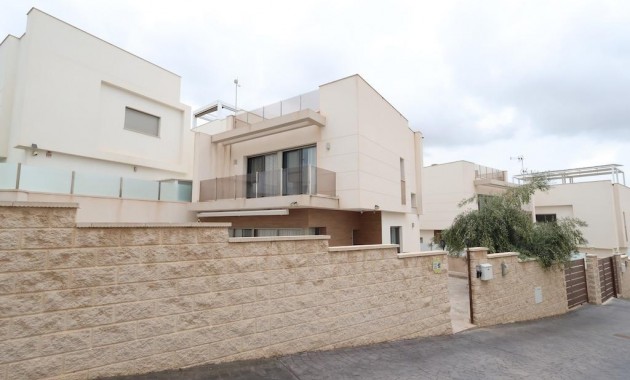 Venta - Villa -
Orihuela Costa - Villamartín-Las Filipinas
