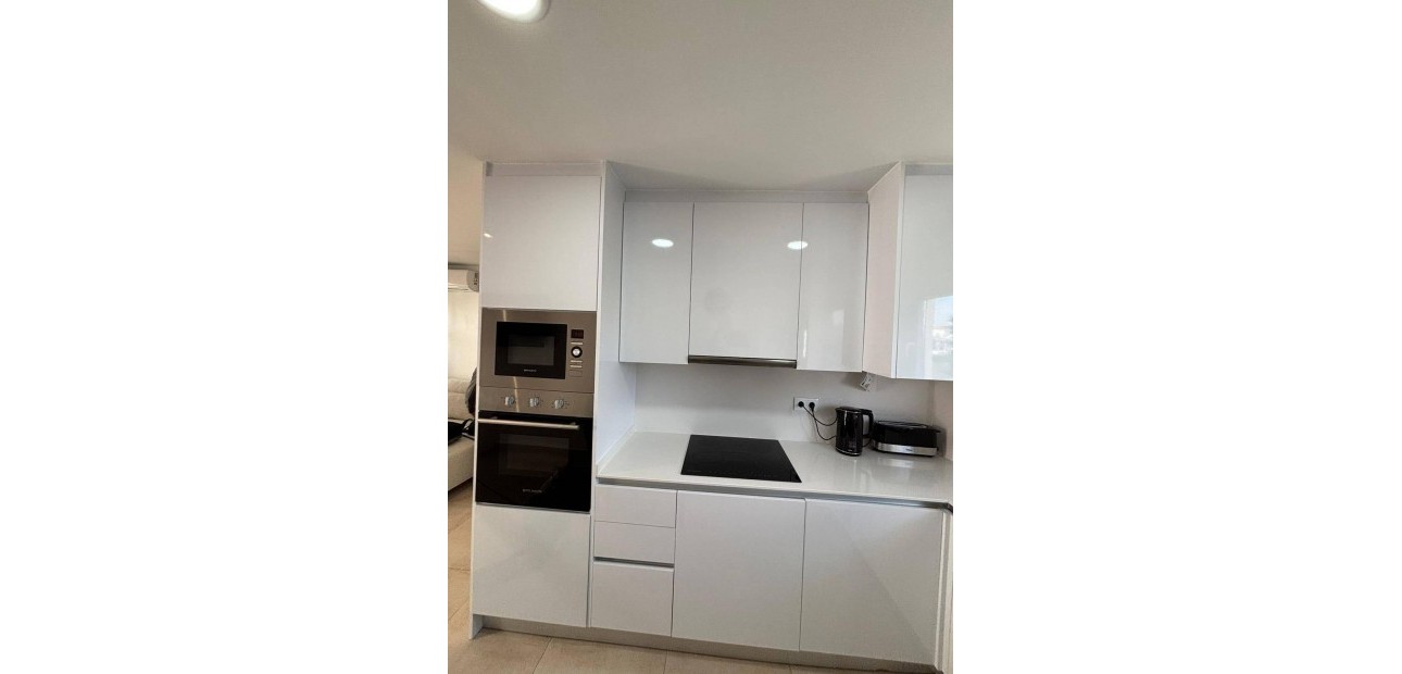 Venta - Apartamento / piso -
Orihuela Costa - La Regia