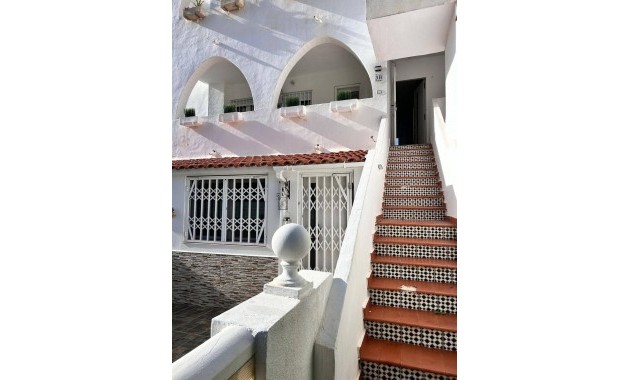Venta - Apartamento / piso -
Orihuela Costa - La Regia