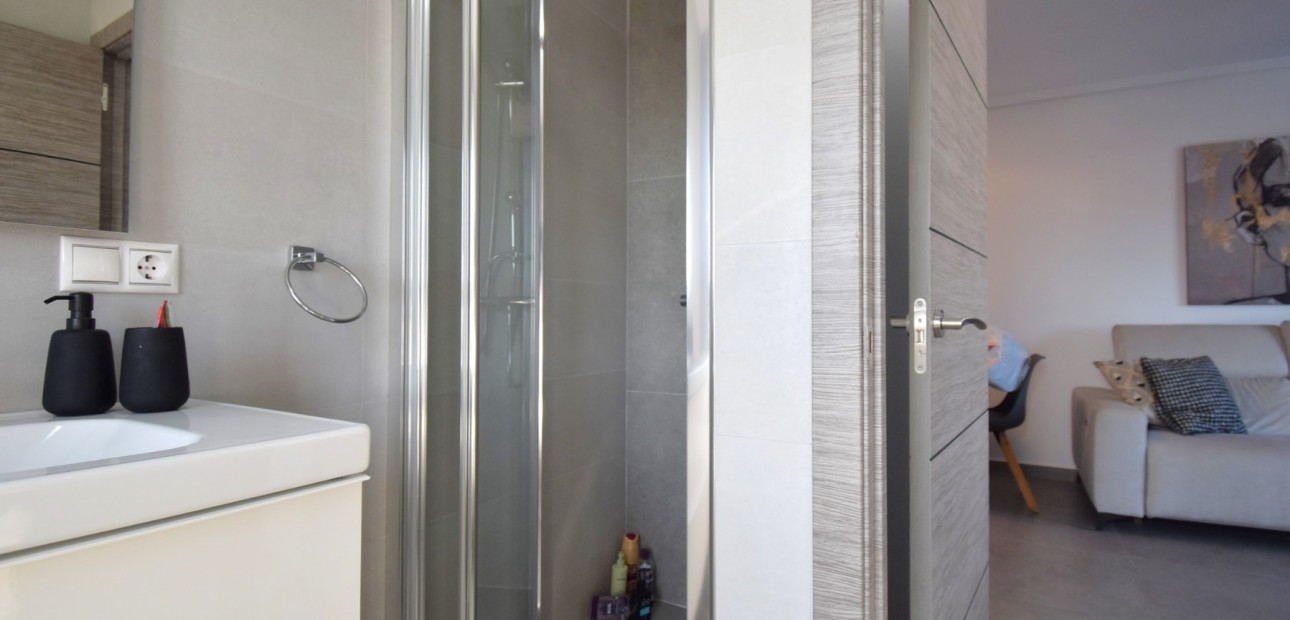 Venta - Apartamento / piso -
Orihuela Costa - Las Filipinas