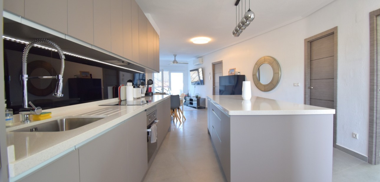 Venta - Apartamento / piso -
Orihuela Costa - Las Filipinas